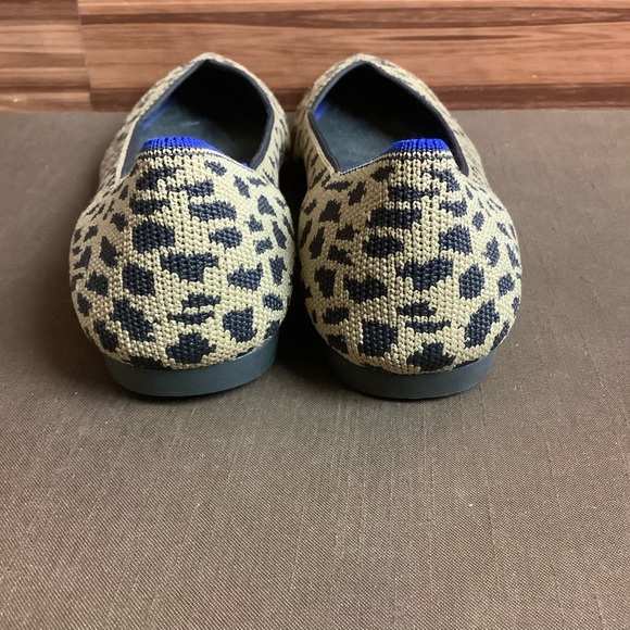 Rothy’s Cheetah Pointed Toe Flats - Picture 3 of 6